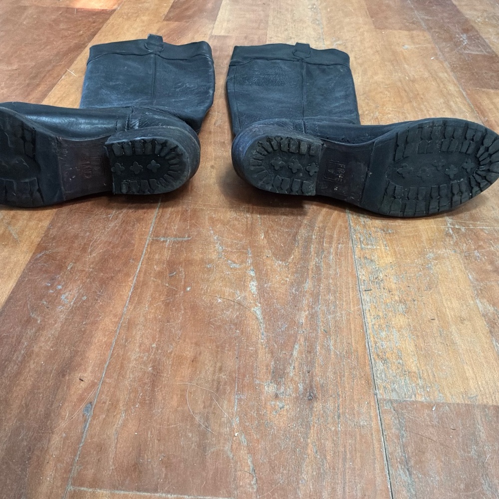 Vintage black leather Fry.e boots - Picture 3 of 3